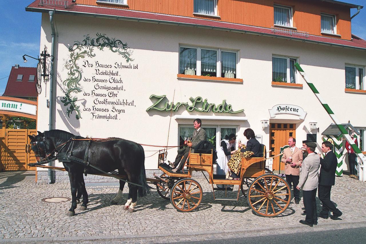 Familienhotel Zur Linde Panschwitz-Kuckau Exterior foto